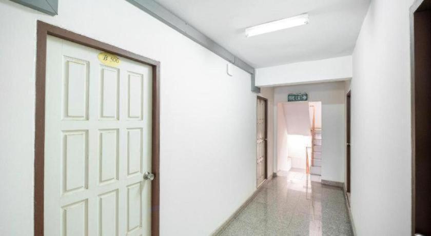 Oyo 519 B Min Airport Hotel